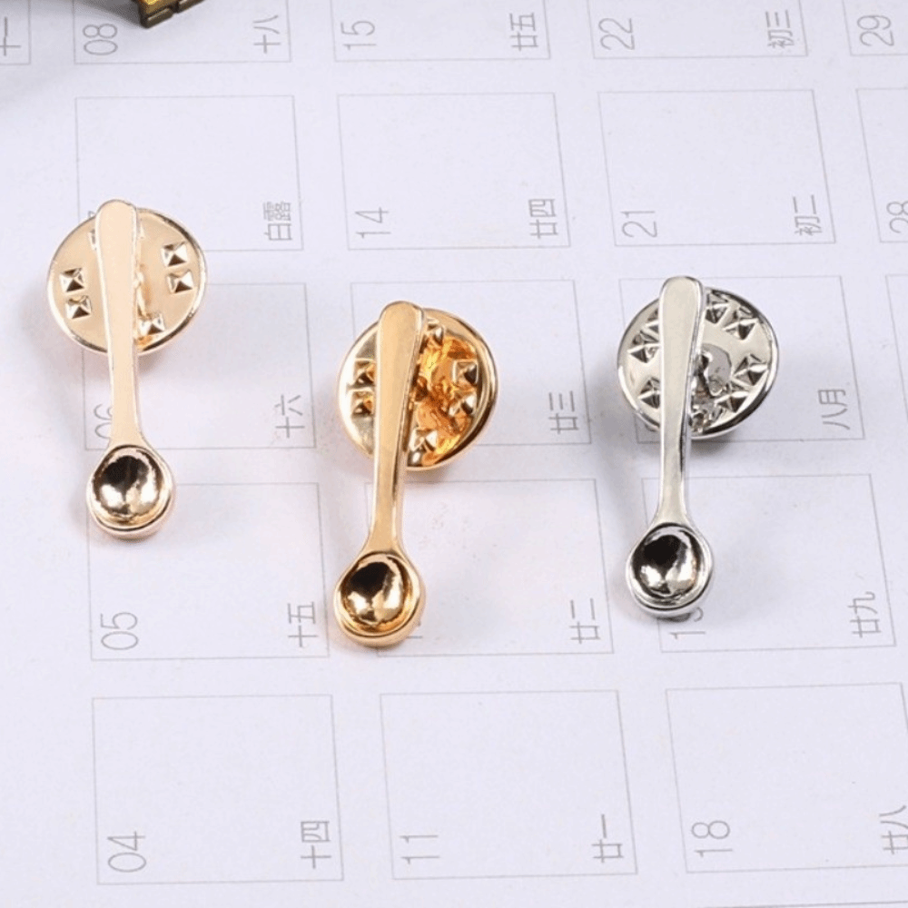 New Cute Design Spoon Brooch C - Vintage Collectible Pins 评论和价格