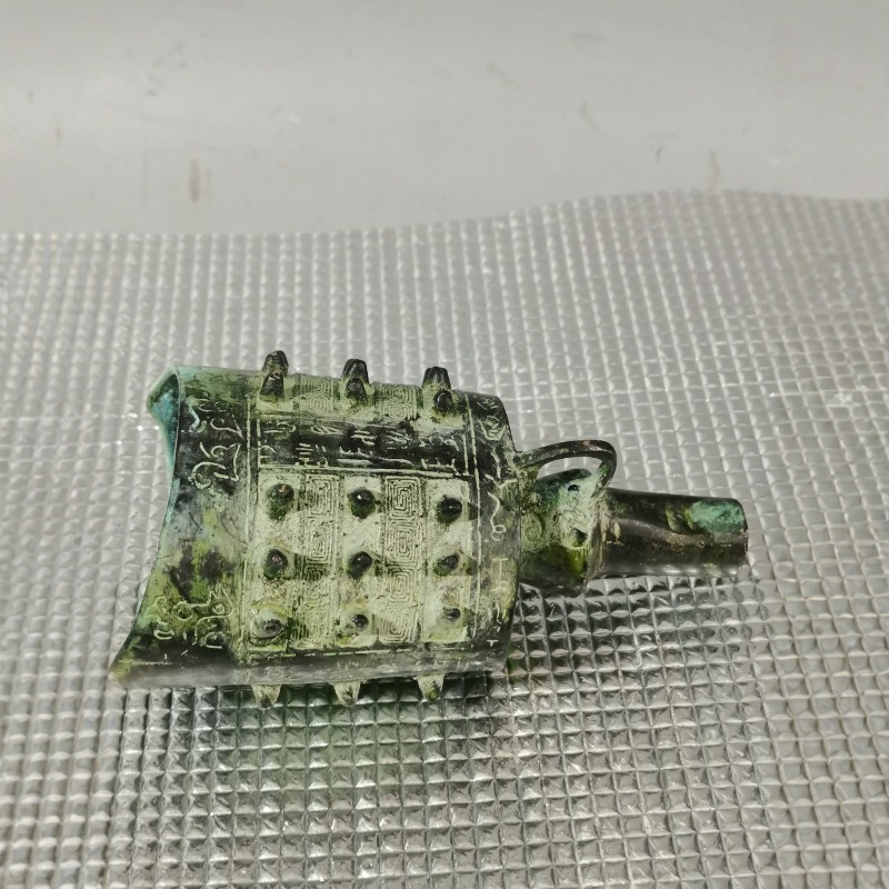 Vintage Green Rust Metal Chime - Vintage Collectible Bells 评论和价格