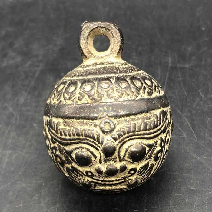 Antique Tiger Head Bell Collec - Vintage Collectible Bells 评论和价格