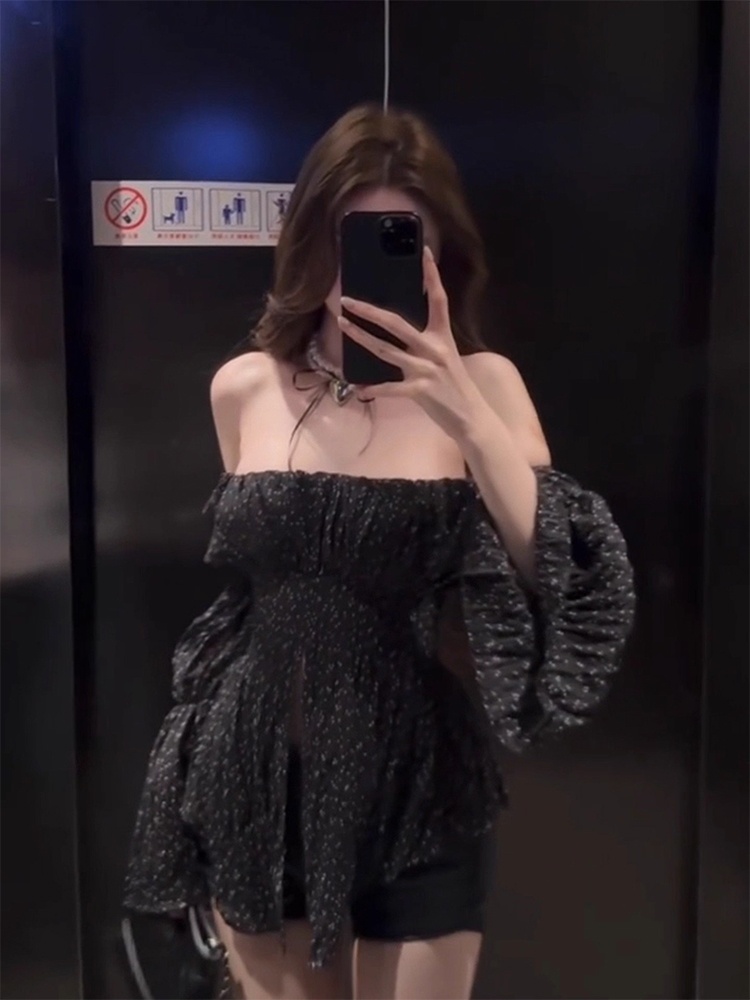 Black Bell Sleeve Top And High - Vintage Collectible Bells 评论和价格