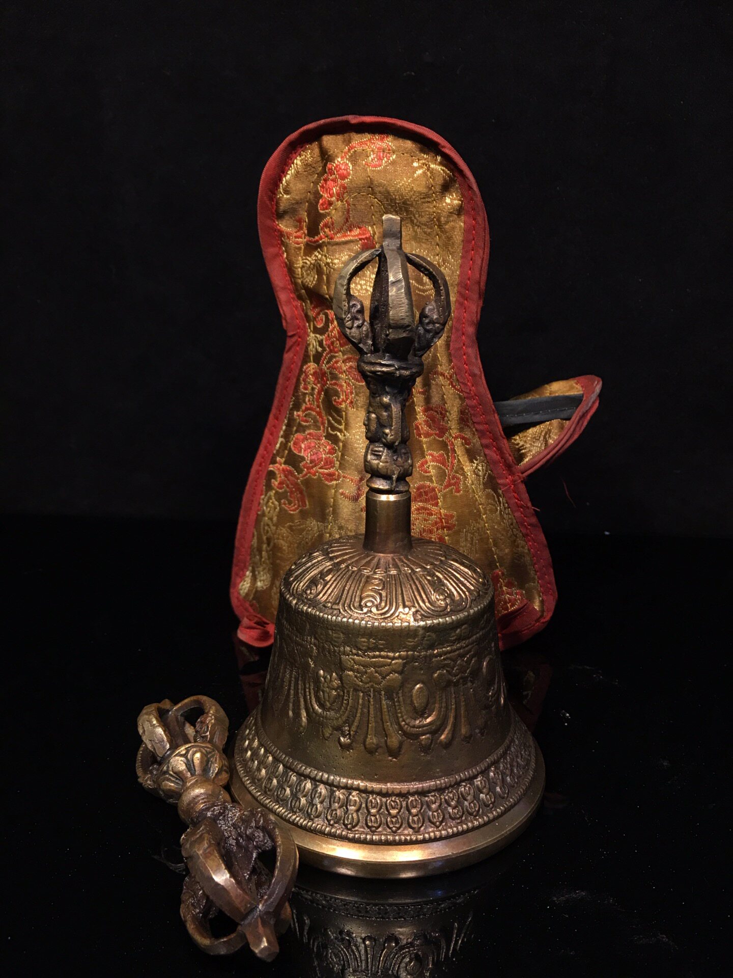 Vintage Pure Brass Vajra Bell  - Vintage Collectible Bells 评论和价格
