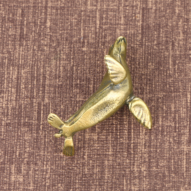 Brass Seal Desk Decoration Ani - Vintage Collectible Christmas Ornaments 评论和价格